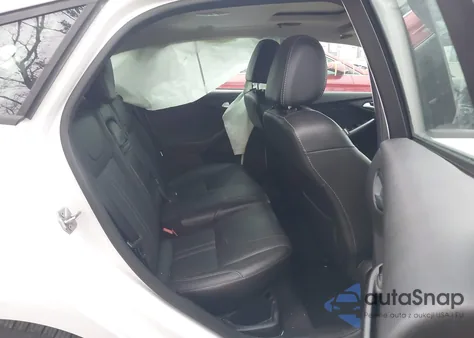 2013 Ford Focus Se z USA, uszkodzony, nr VIN 1FADP3K20DL255853